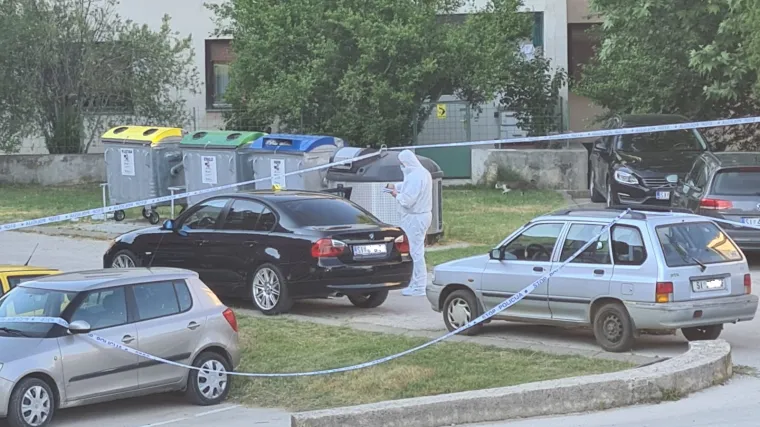 U Kninu Dan žalosti zbog dječaka tragično preminulog u automobilu