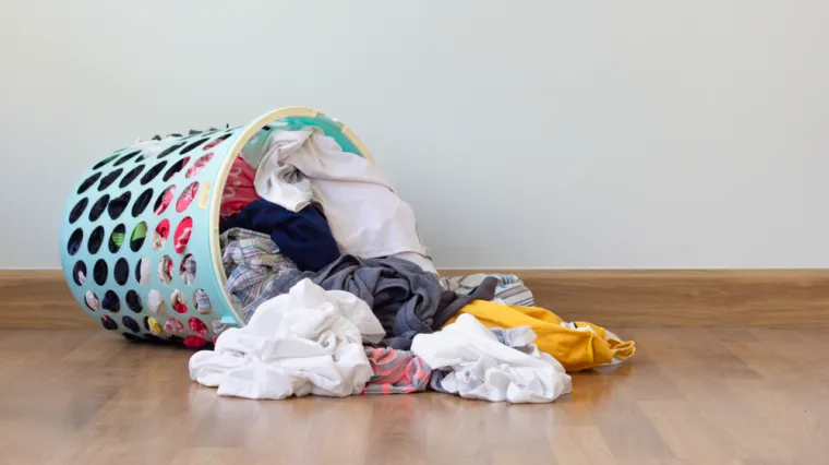 Nećak (18) krao tetkove prljave bokserice, a onda nadrapao: 'Neka si ga izbacio, on treba pomoć'