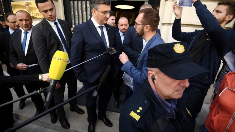 Toma&scaron;ević i Plenković o potresu su ovako komunicirali prije malo vi&scaron;e od jedne godine, nimalo nježno