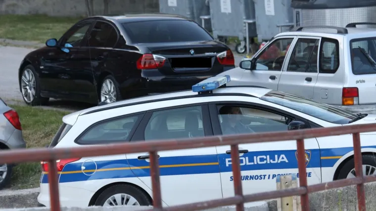 Objavljen je nalaz obdukcije tijela mali&scaron;ana koji je preminuo u BMW-u u Kninu, evo &scaron;to je utvrđeno