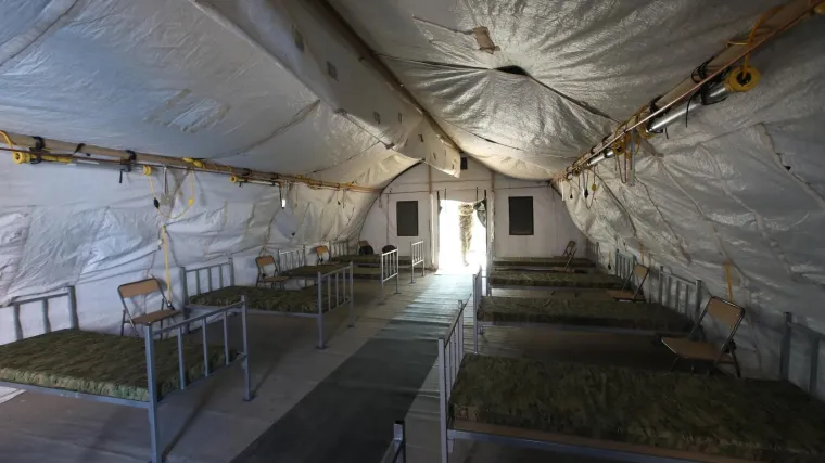 Uklanjaju se šatori ispred bolnice Dubrava: 'Srećom ih nismo koristili, iako je bilo dana kada je sve bilo spremno'