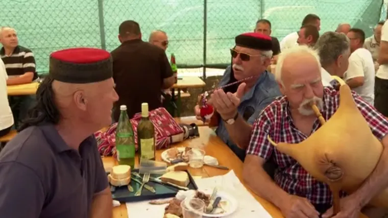 FOTO Prvi sajam nakon sedam mjeseci: Radio, senegalski suveniri, koko&scaron;i, svinje i Ričard