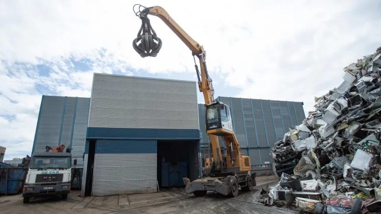 RTL Direkt u dvori&scaron;tu CIOS-a gdje ide sva plastika Zagreba. Može li Pripuz bez Toma&scaron;evića? Toma&scaron;ević bez Pripuza?