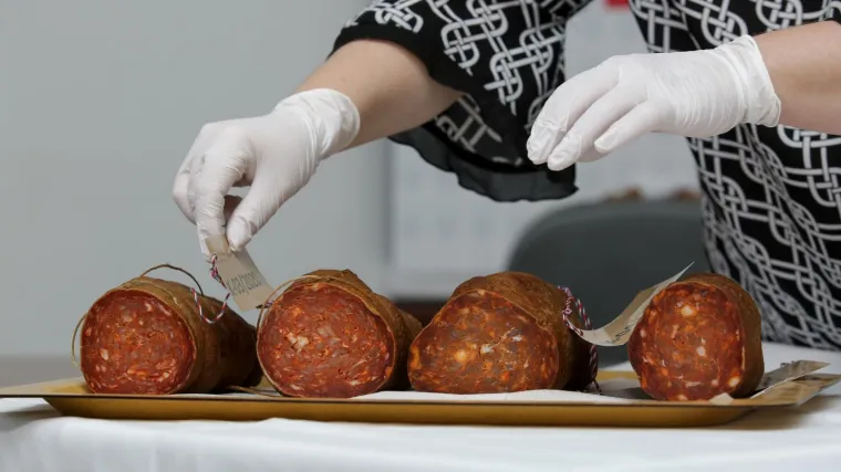 Ekipa RTL Danas probala je najbolje ocijenjeni kulen u Hrvatskoj otkrili su i tajne tog kralja kobasica!