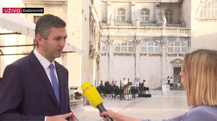 Gradonačelnik Dubrovnika za RTL Danas: 'Očekujemo sve vi&scaron;e kruzera, ali nećemo pretjerivati.' Otkrio koliko će dopustiti