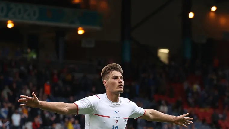 Tko je Patrik Schick, čovjek zbog kojeg će u petak drhtati Hrvati?