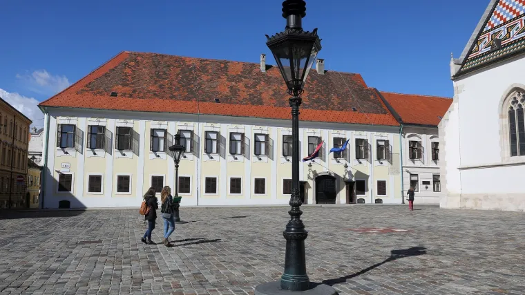 Glas uputio apel da se otvori Markov trg: 'Treba za&scaron;tita, ali ne možete biti u nedogled zatvoreno'