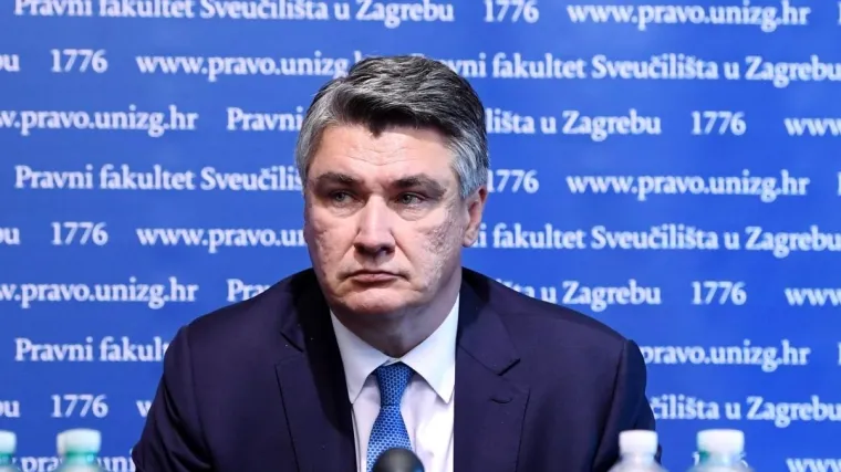 Milanović govorio o pona&scaron;anju Vlade u doba korone: 'Moje pravo da di&scaron;em, ki&scaron;em, hodam i  mičem se je moja ljudska sloboda'