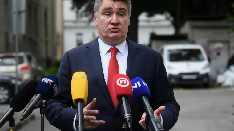 Milanović o tome &scaron;to Plenković ne istupa u javnosti: '&Scaron;alji brate lavove, a ne pudlice na mene'