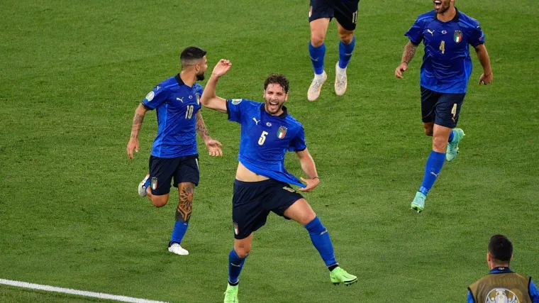 Azzurri razbili &Scaron;vicarce i izborili osminu finala, Locatelli i Immobile bacili navijače u trans