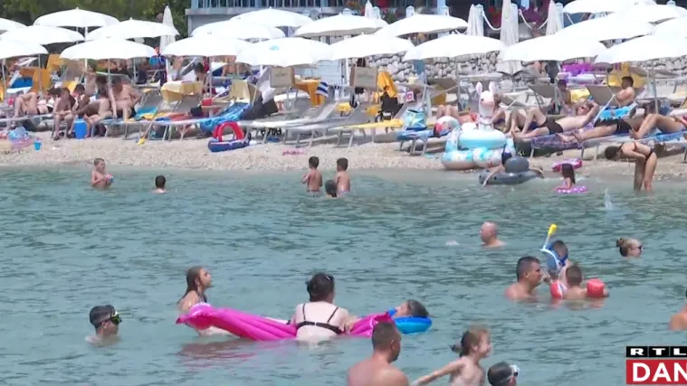 Nakon &scaron;to su destinacije na jadranskoj obali progla&scaron;ene područjima bez rizika, sve vi&scaron;e Nijemaca kod nas traži smje&scaron;taj