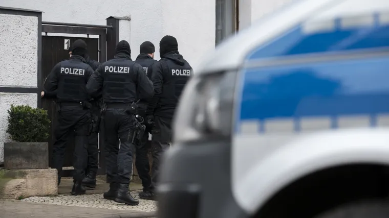 Pucnjava u zapadnoj Njemačkoj: Dvoje mrtvih, policija lovi napadača!