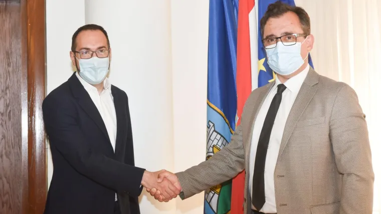 Vanđelić nakon sastanka s Toma&scaron;evićem: 'Vidi se da je grad već ubrzao. U 10 dana sve prijavljene zgrade će pregledati'