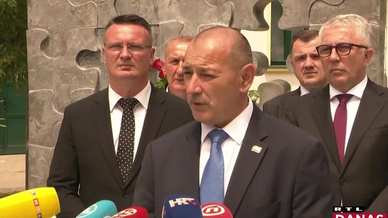 Medved: 'Ovaj zakon od 1992. nije u&scaron;ao u srž. Sad hoće. Znamo da će to obiteljima ubijene djece biti mala utjeha'