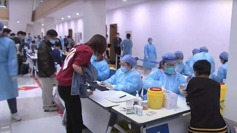 Kina je probila granicu od milijardu cijepljenih.Opu&scaron;tanja nema zbog nezgodnog detalja koji prijeti milijunima