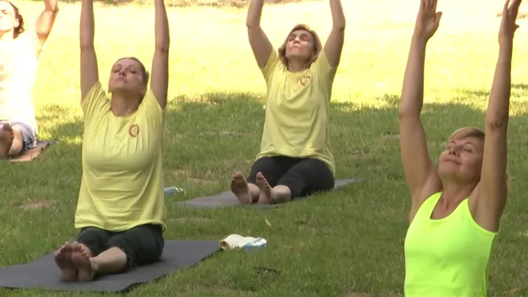 Međunarodni je dan joge: Diljem Hrvatske održani su masovni tečajevi, a mi donosimo one najzanimljivije trenutke iz Vukovara