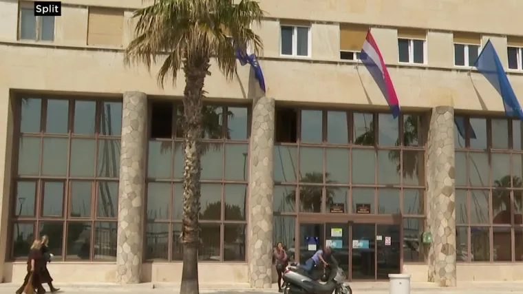 Uoči sutra&scaron;njeg splitskog gradskog vijeća neizvjesno tko će imati većinu