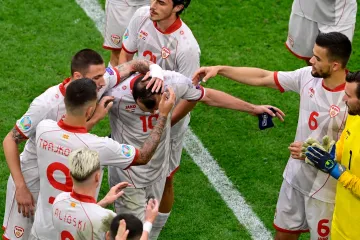 Pogledajte kako su Makedonci ispratili Gorana Pandeva nakon njegove zadnje utakmice