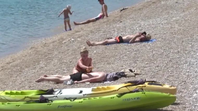Toplo vrijeme u Dubrovniku privuklo turiste: Znatno bolja sezona sada se već nazire
