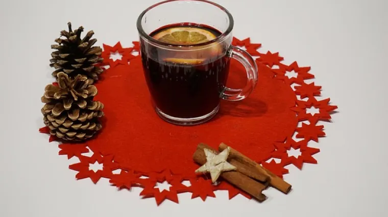 Blagdanski stol je nezamisliv bez blagdanskog punča