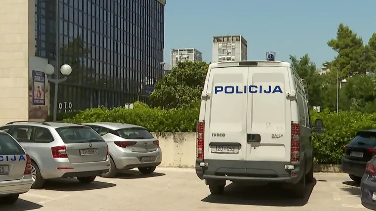 Uhićen 58-godi&scaron;nji mu&scaron;karac koji je držao četiri Nepalca kao robove: Nije mu određen zatvor