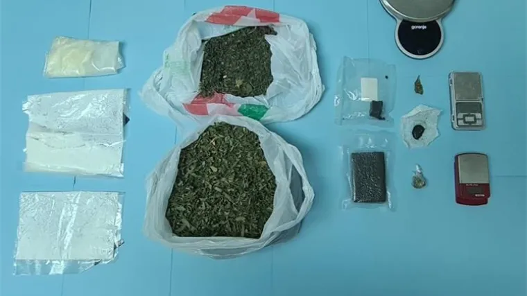 Trojici Splićana policija prona&scaron;la bombe i poveću količinu raznih vrsta droge