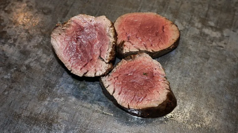 Biftek punjen gorgonzolom