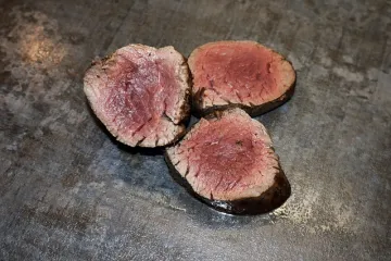 Biftek punjen gorgonzolom