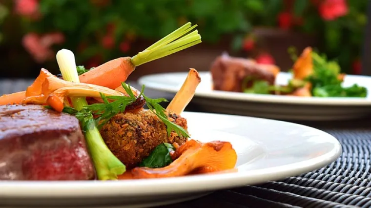 Biftek u umaku od zelenog papra