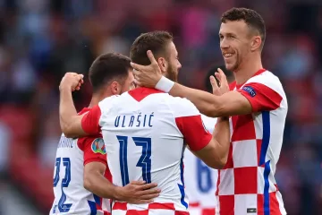 Ivan Perišić zabio treći gol, navijači u deliriju