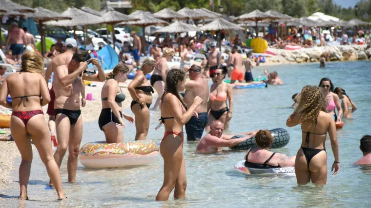 Čak 330.000 turista odmaralo se u Hrvatskoj za produljeni vikend: Najvi&scaron;e je bilo Nijemaca, Slovenaca, Austrijanaca i Poljaka