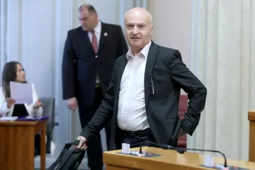 Tko će biti protiv ovog važnog prava? 'Oni neka paze kuda hodaju da ne padnu s ruba ravne Zemljine ploče'