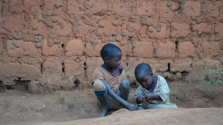 Na Madagaskaru ljudi umiru od gladi zbog su&scaron;e, posebno su ugrožena djeca koja se hrane kukcima
