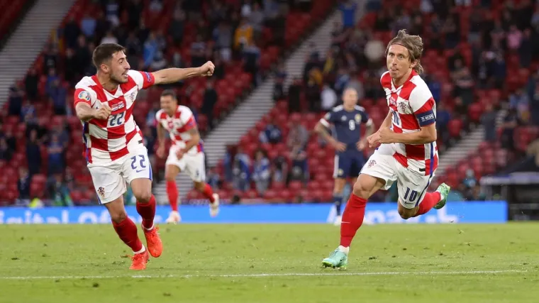 Ćorluka objavio posebnu fotografiju s Modrićem