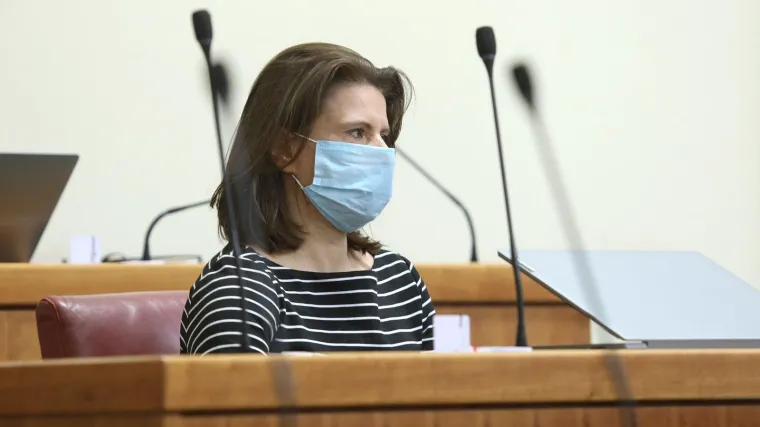 Preraspodjela u saborskim klubovima: Peović s HSS-om, Hrelja samostalno