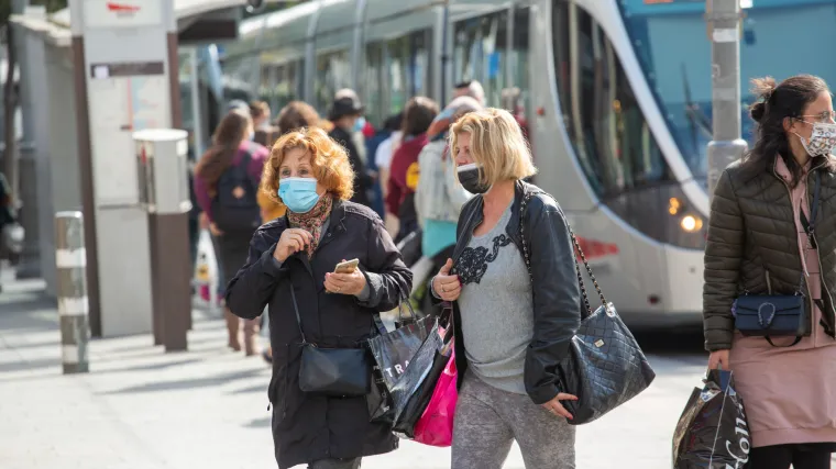 Izrael je naložio da građani ponovno moraju nositi maske 10 dana nakon &scaron;to im je dopu&scaron;teno da ih maknu