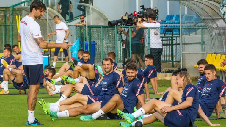 Usred treninga Hrvatske redari su iza&scaron;li sa stadiona: 'Ni&scaron;ta se ne prepu&scaron;ta slučaju...'