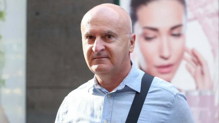'Kad se iz Europe gleda, Hrvatska je teška seljačija. Bugarska je poslala satelit, mi ne možemo ni vlak do Vinkovaca'