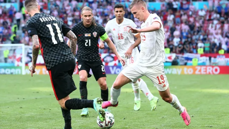 Olmo u&scaron;ao u igru i uni&scaron;tio Vatrene: 'Bila je ovo posebna utakmica za mene...'