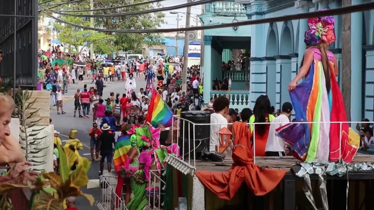 Kuba otvara prvi LGBT hotel, ali &scaron;to se tiče istospolnih brakova, Crkva je i tamo udarila &scaron;akom o stol