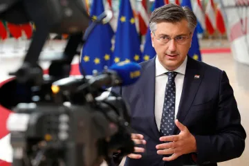 'Na njima je da pitaju Milanovića zašto on vrijeđa. Tko govori o višegodišnjem scenariju izbora?