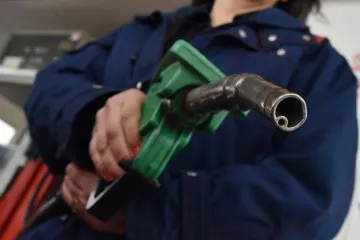 Cijene goriva opet rastu, litra benzina blizu 1 1 kuna: Pitali smo stručnjake što nas još čeka i ima li ovo veze s inflacijom