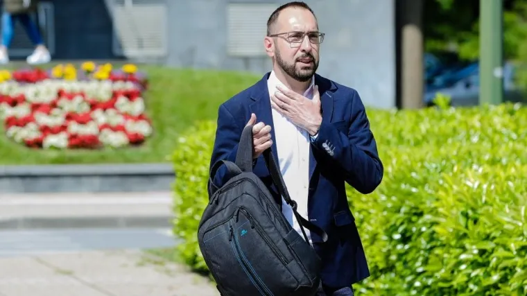Gradonačelnik Toma&scaron;ević otkrio koje urede policija najvi&scaron;e pretresa te poručio: 'Želimo da se ra&scaron;čiste svi sumnjivi poslovi u Gradu'