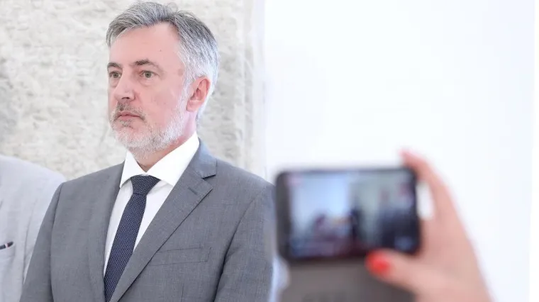 &Scaron;koro potvrdio da mu je adventske kućice odobrio jedan od danas uhićenih, ali: 'Od ovih uhićenja neće biti ni&scaron;ta'