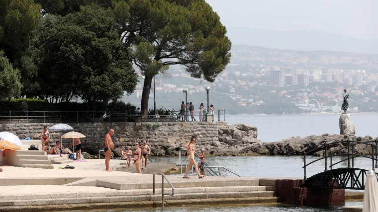 U Hrvatskoj vi&scaron;e od pola milijuna turista, svi za vi&scaron;e kontrole: Vijesti o &scaron;irenju novih varijanti virusa zasad ne utječu na rezervacije!