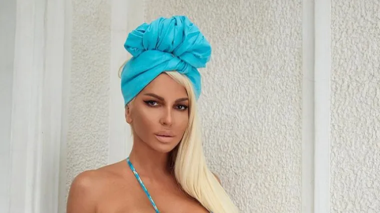 Jelena Karleuša u mikrobikiniju: 'Da ulovim zlatnu ribicu, sve tri želje bih na tebe potrošio''