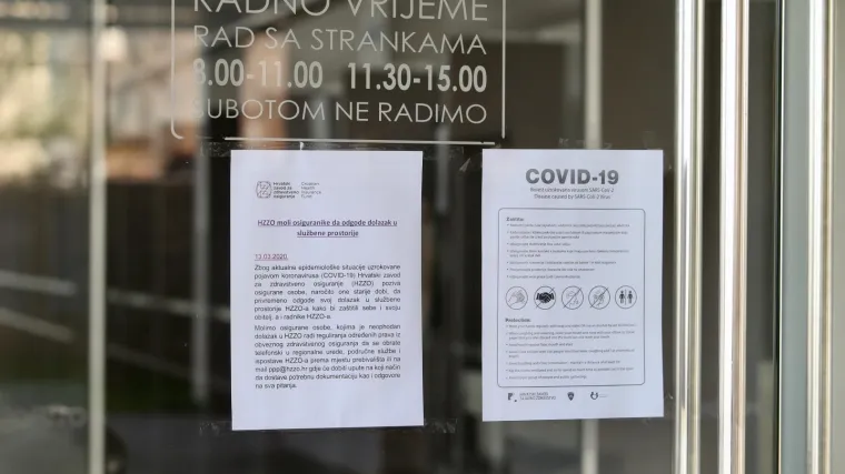 Na izdavanje covid potvrda danas se dugo čekalo, građani nisu zadovoljni organizacijom