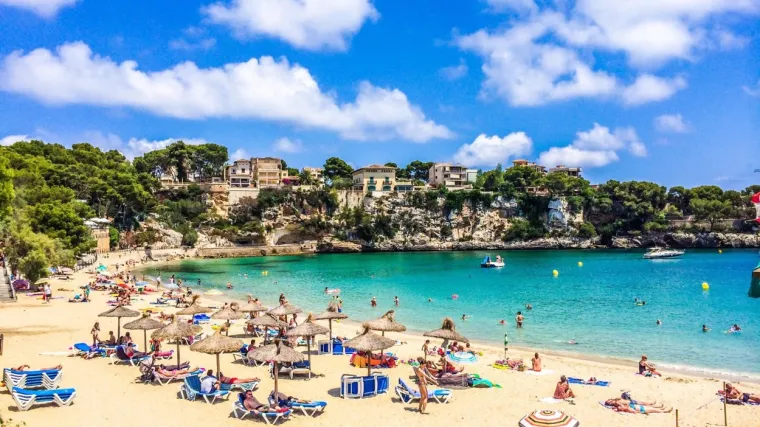 Zbog partijanja &scaron;iri se zaraza, Njemačka poziva ljude da ne putuju tamo, no ima li ikakvih posljedica?