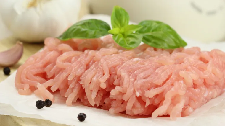 Oprez: Ministarstvo opozvalo mljeveno pureće meso i ćevape domaćeg proizvođača!