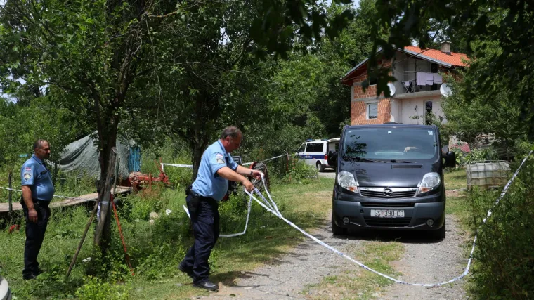 Cure detalji brutalnog ubojstva u Lici: Sina su probudili udarci i buka. Ustao je i prona&scaron;ao mrtvog oca
